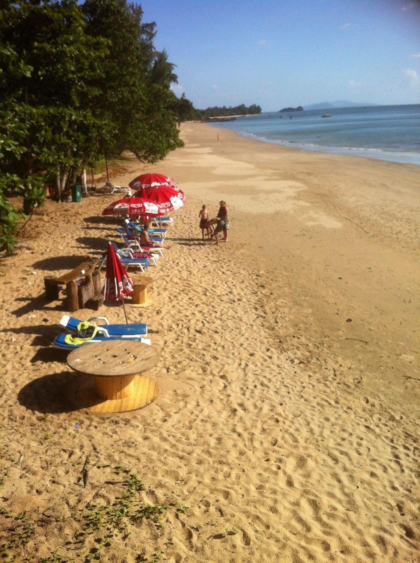 Koh Jum Aosi Beach View ภายนอก รูปภาพ