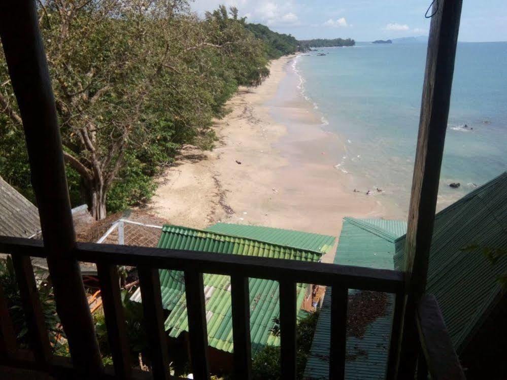 Koh Jum Aosi Beach View ภายนอก รูปภาพ