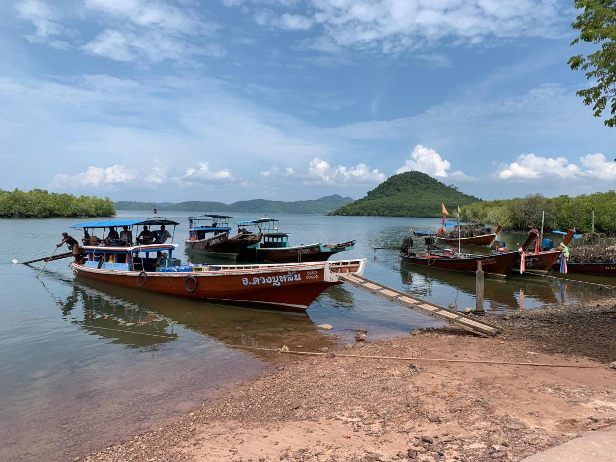 Koh Jum Aosi Beach View ภายนอก รูปภาพ